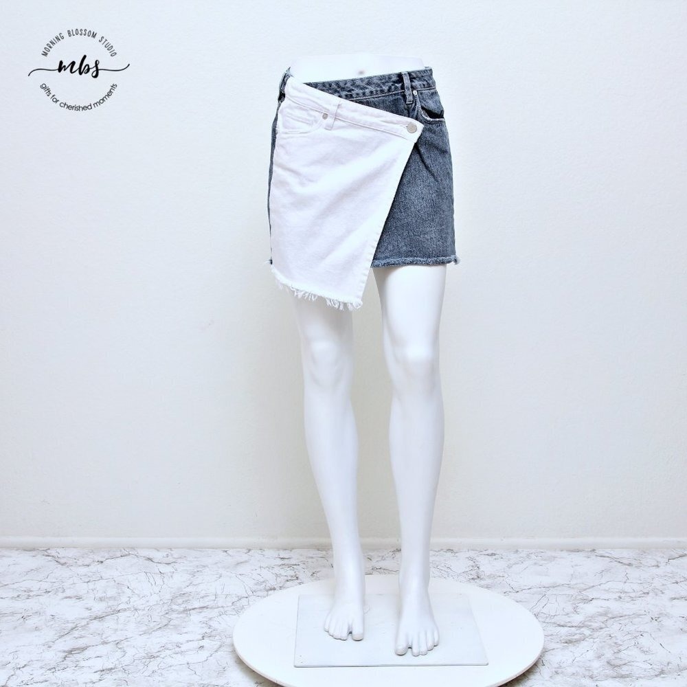 BLANKNYC Two-Tone Asymmetrical Denim Frayed Raw Hem Mini Skirt Blue Women XL